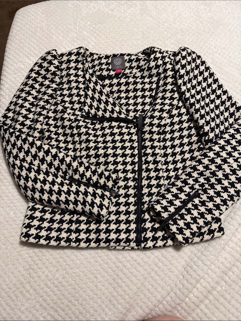 Vince Camuto Black & White Houndstooth Cropped Blazer